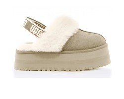 UGG FUNKETTE SLIPPER SAND