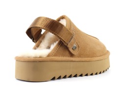 UGG GOLDENSTAR CLOG PLATFORM CHESTNUT