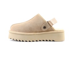 UGG GOLDENSTAR CLOG PLATFORM SAND