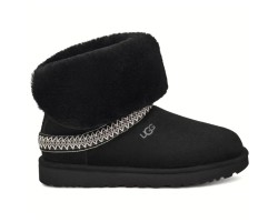 UGG CLASSIC SHORT CRESCENT BLACK