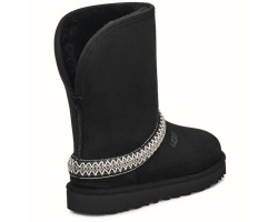 UGG CLASSIC SHORT CRESCENT BLACK