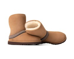 UGG CLASSIC SHORT CRESCENT CHESTNUT