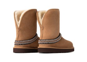 UGG CLASSIC SHORT CRESCENT CHESTNUT