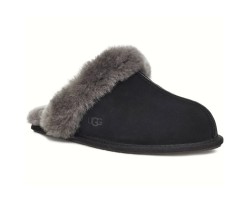 UGG SLIPPER SCUFFETTE II BLACK