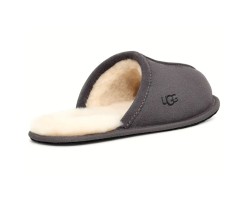 UGG MENS SCUFF SLIPPER DARK GREY