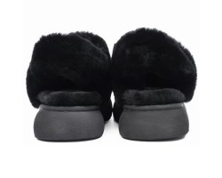 UGG SLIPPERS DISQUETTE BLACK