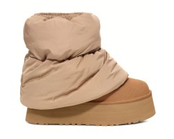 UGG PLUSHWARMER SAND