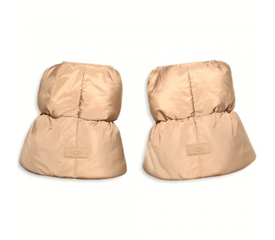 UGG PLUSHWARMER SAND