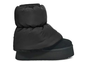 UGG PLUSHWARMER BLACK