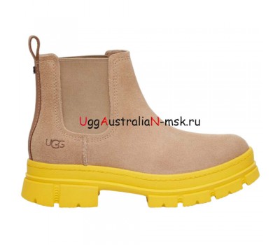 UGG ASHTON CHELSEA BOOT SAND